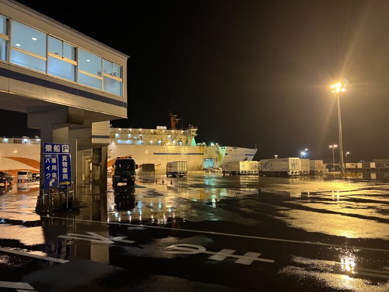 日本一周サーフトリップ1日目｜会社を辞めて、北海道行きのフェリーに乗った